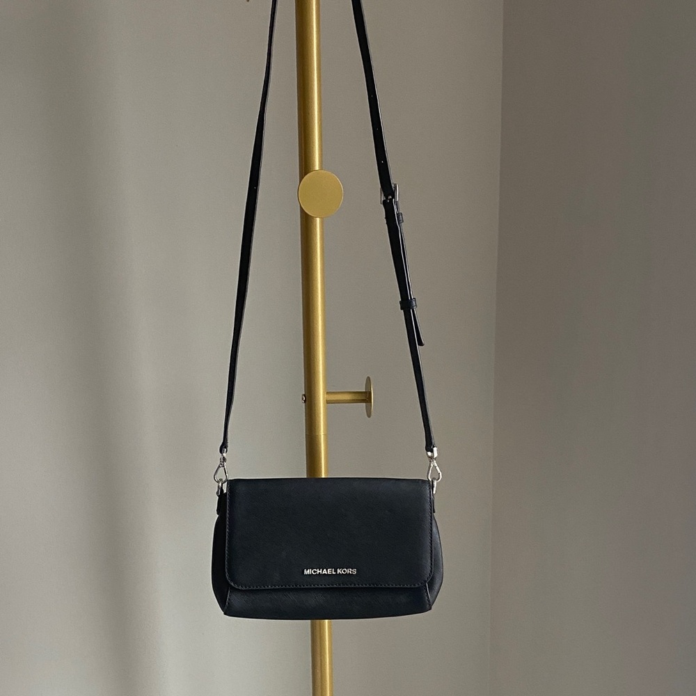 Michael Kors Pouchette Bag
